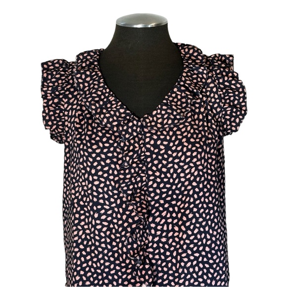 SOLD - Ann Taylor – Petite Ruffled V-Neck Pullover Top – Petite Small - Picture 3 of 10